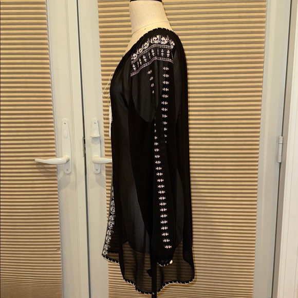 BCBGMAXAZARIA Embroidered Lace Up Neck Tunic Top - Picture 2 of 8